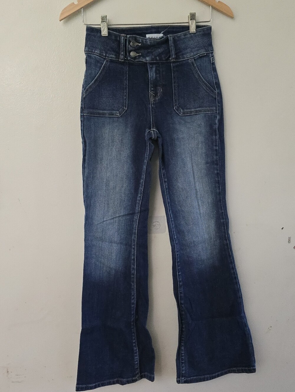 CELLO Jeans Women’s Sz 5 Blue Denim Mid Rise Flare *read
